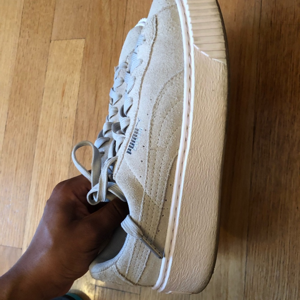 Women’s Sneakers